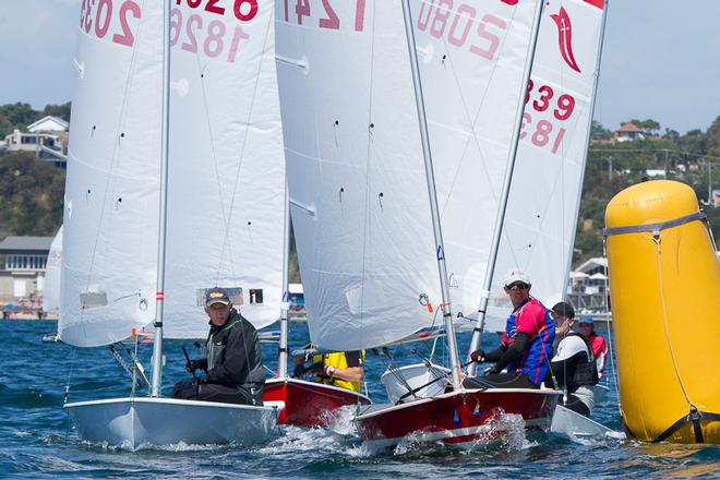 Leigh Richardson (red hull) brings a group around the leeward mark. - 39th Sabre Australian Championship ©  Alex McKinnon Photography http://www.alexmckinnonphotography.com